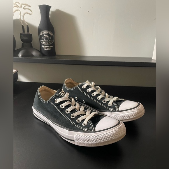 Converse Bundle - Picture 4 of 6